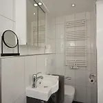 Charmante Altbauwohnung Mit Flair In Apartmán