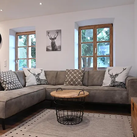 Apartment Charmante Altbauwohnung Mit Flair In